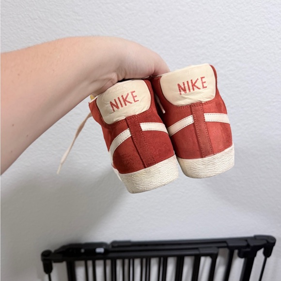 Nike rust blazers 2010 - Picture 8 of 9